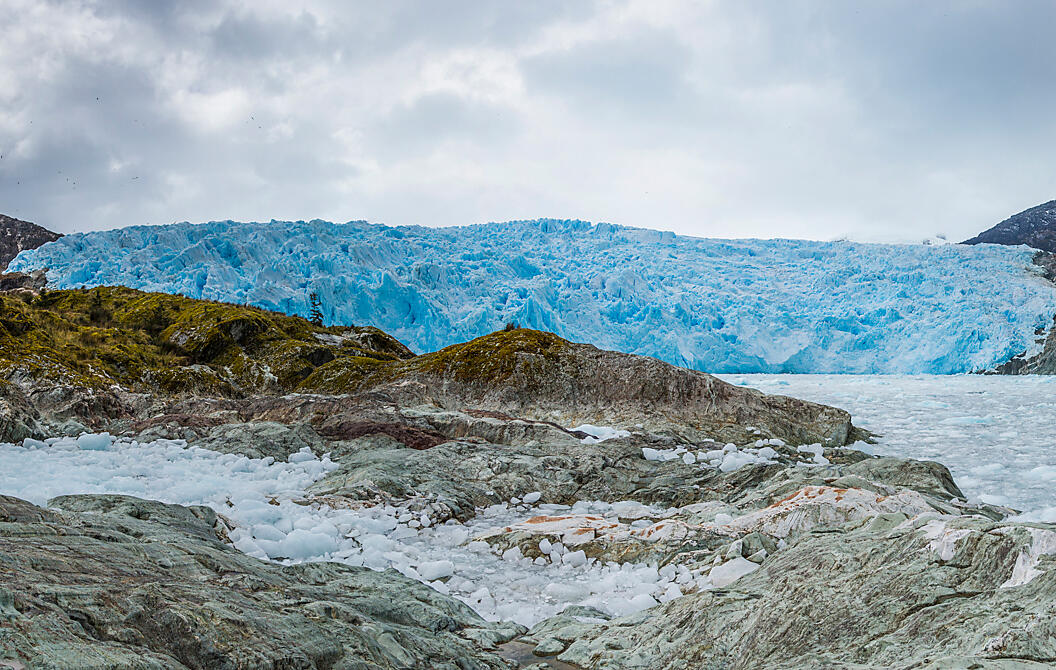 No-1982 Panorama glacier el Brujo_resize.jpg
