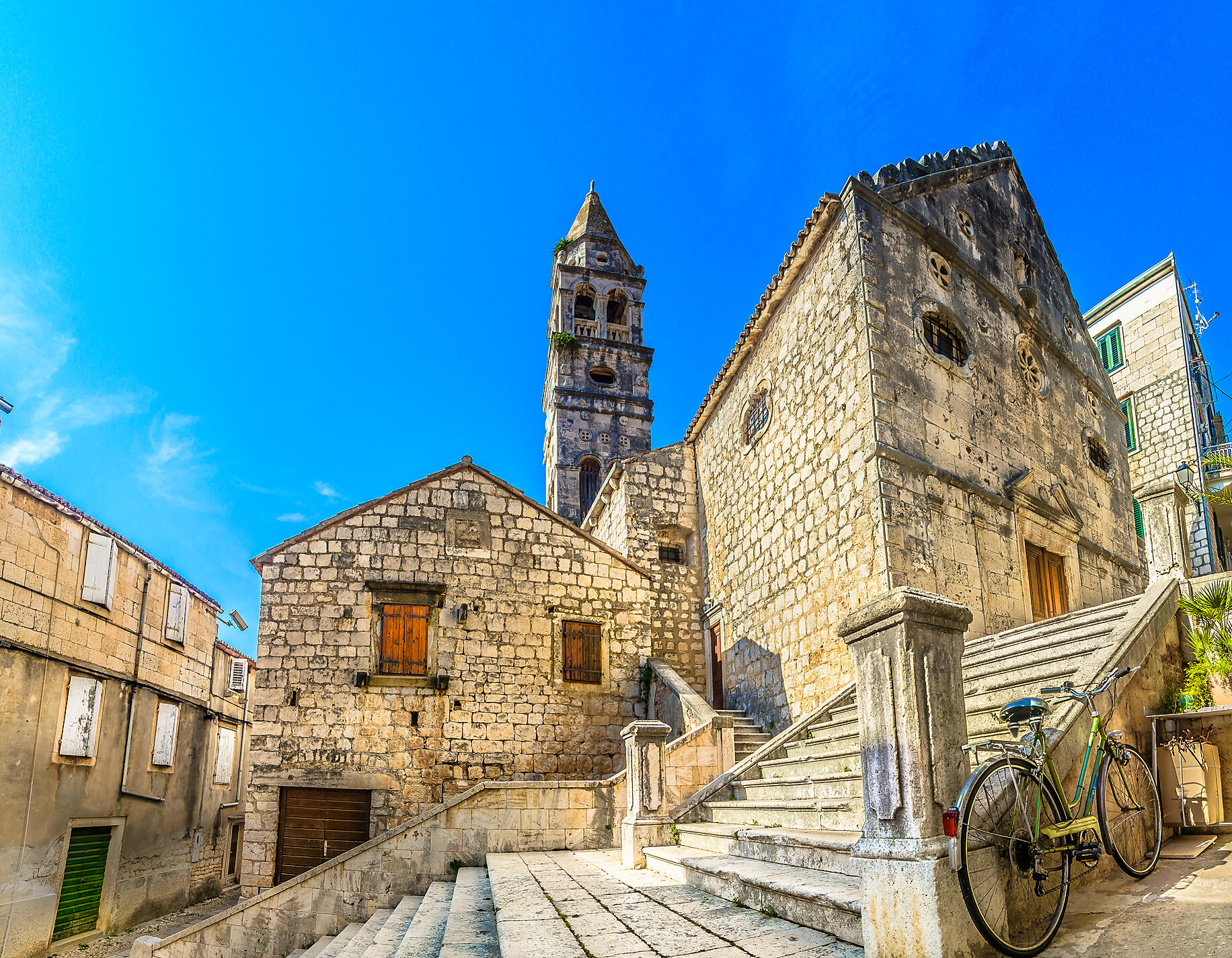 iStock-804660822.jpg