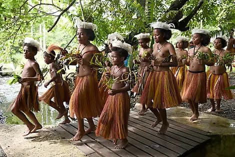 29 Oct 25 - Alotau