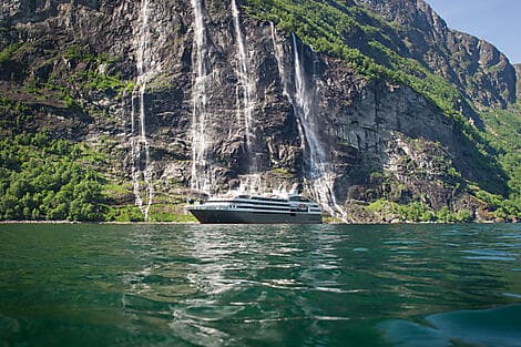 7 Nov 26 - Navigation dans le fjord de Geiranger
