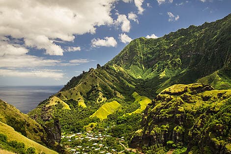 14 Oct 26 - Hanavave (baie des Vierges), île de Fatu Hiva