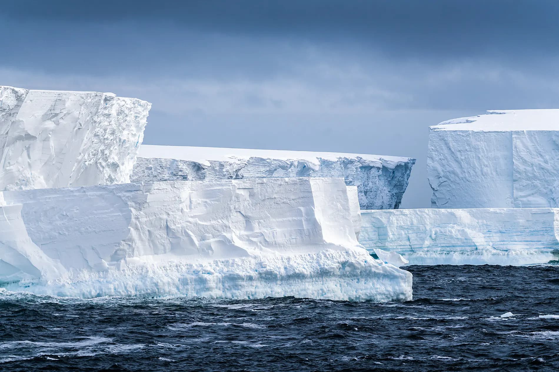Côte est inexplorée de l’Antarctique et terres australes françaises 