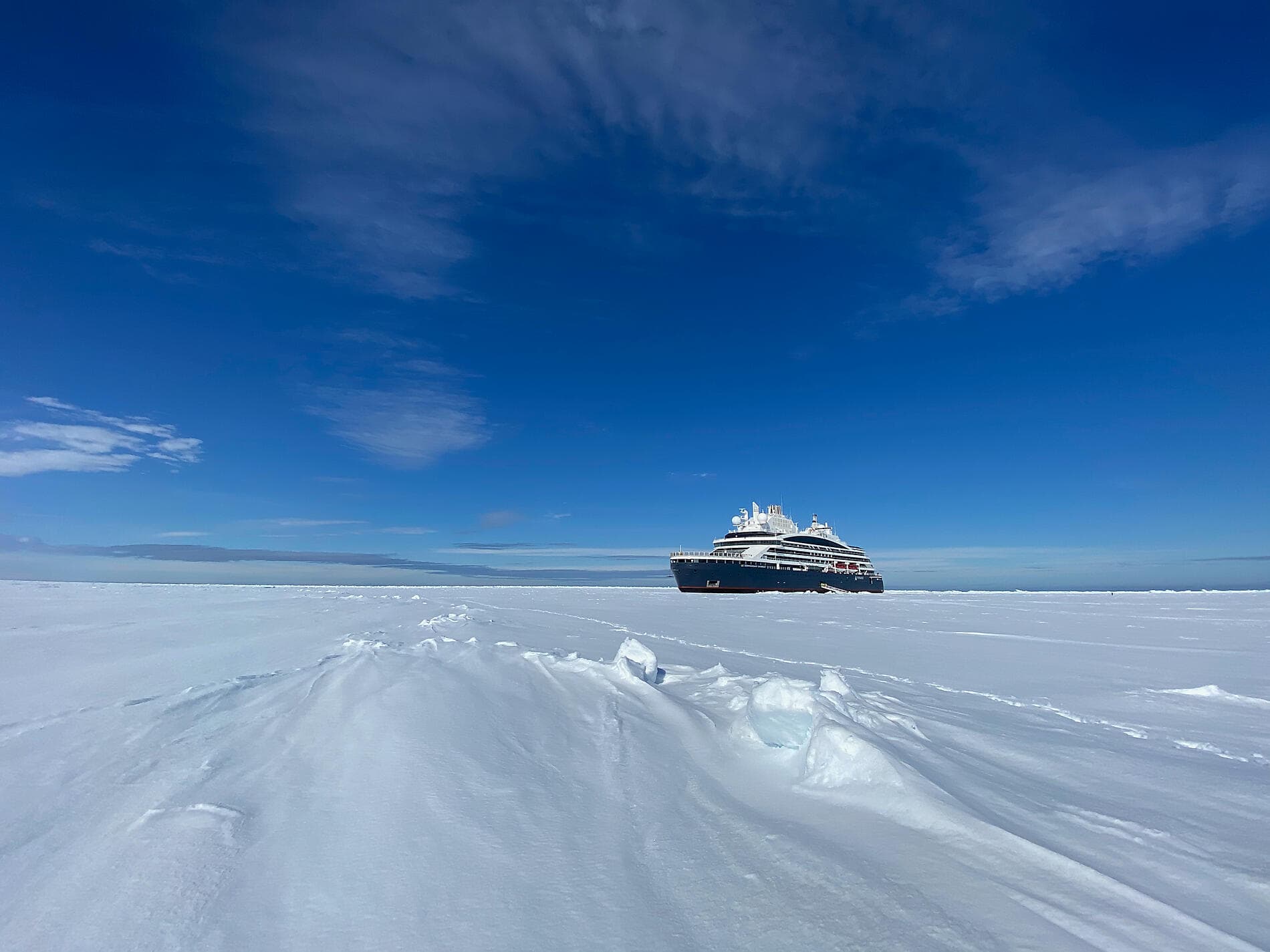 Entre deux continents, terres inexplorées d’Antarctique 